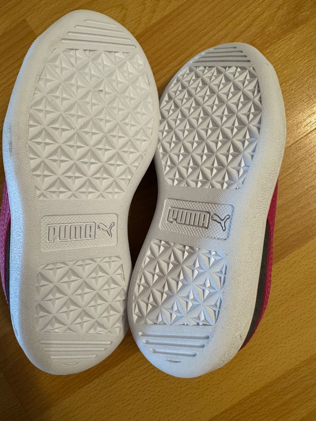 Puma Chaussures filles: Puma Schuhe Gr. 28  (NEU) – Neuf (Voir description) à Moosseedorf par SDmedia 3