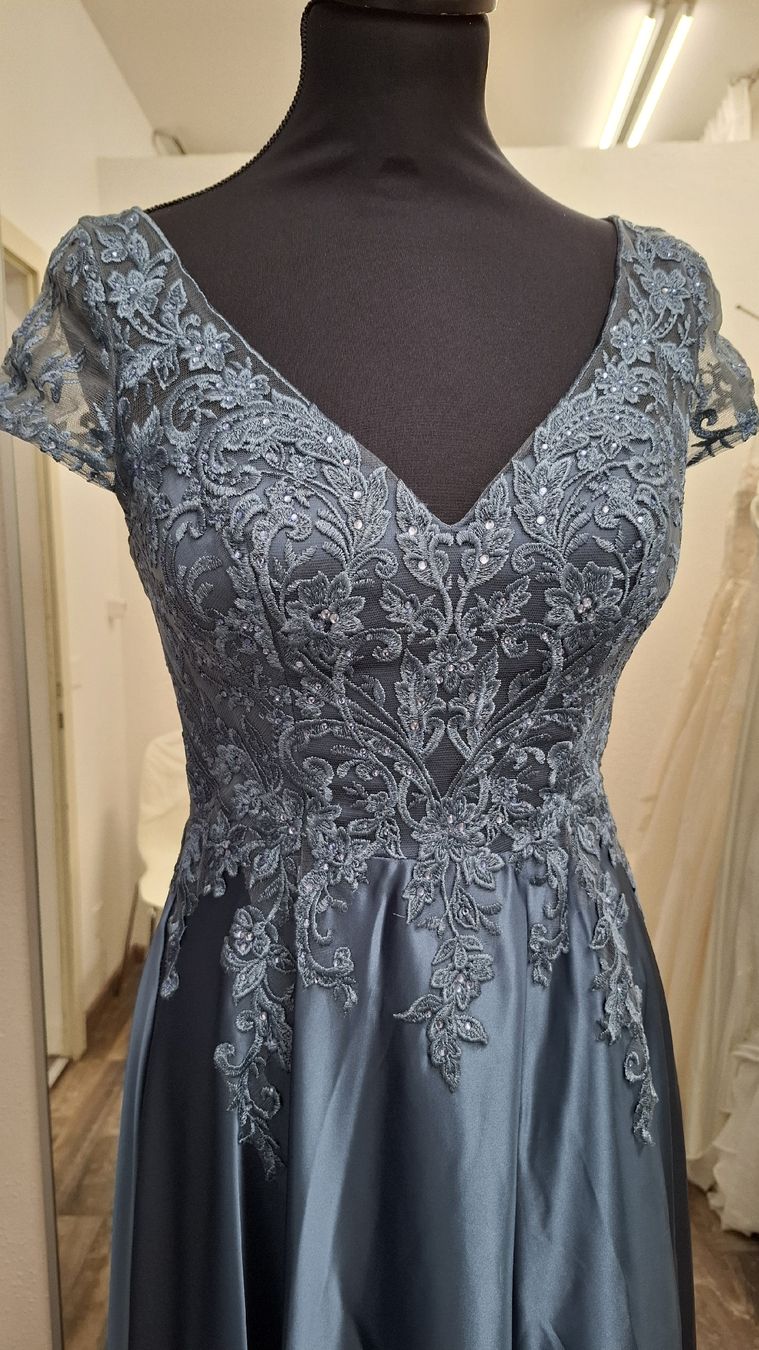 Vestiti: Festliches Abendkleid Graublau  – Nuovo (secondo la descrizione) da Uster venduto da VMT. 1