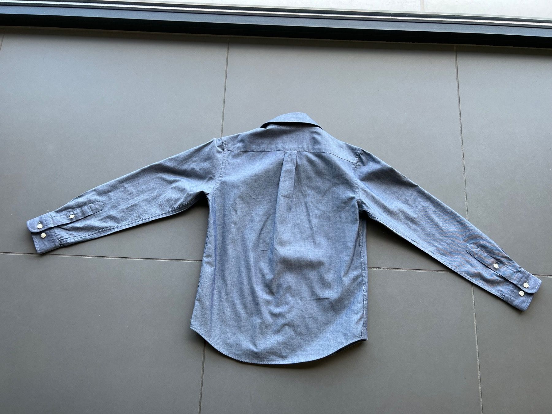 Hackett Camicie, T-shirt & Polo: Hackett - chemise grise - neuf - taille 10 ans – Nuovo (secondo la descrizione) da Sainte-Croix venduto da Caramel31 2