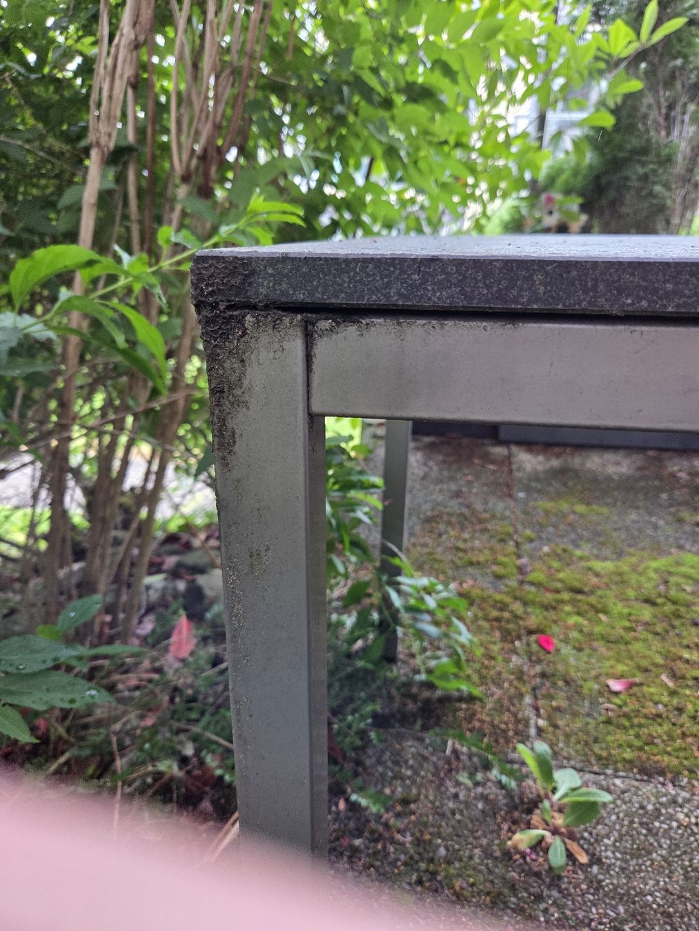 Tables: Gartentisch mit Steinplatte – D'occasion à Wädenswil par Greatstuff 2