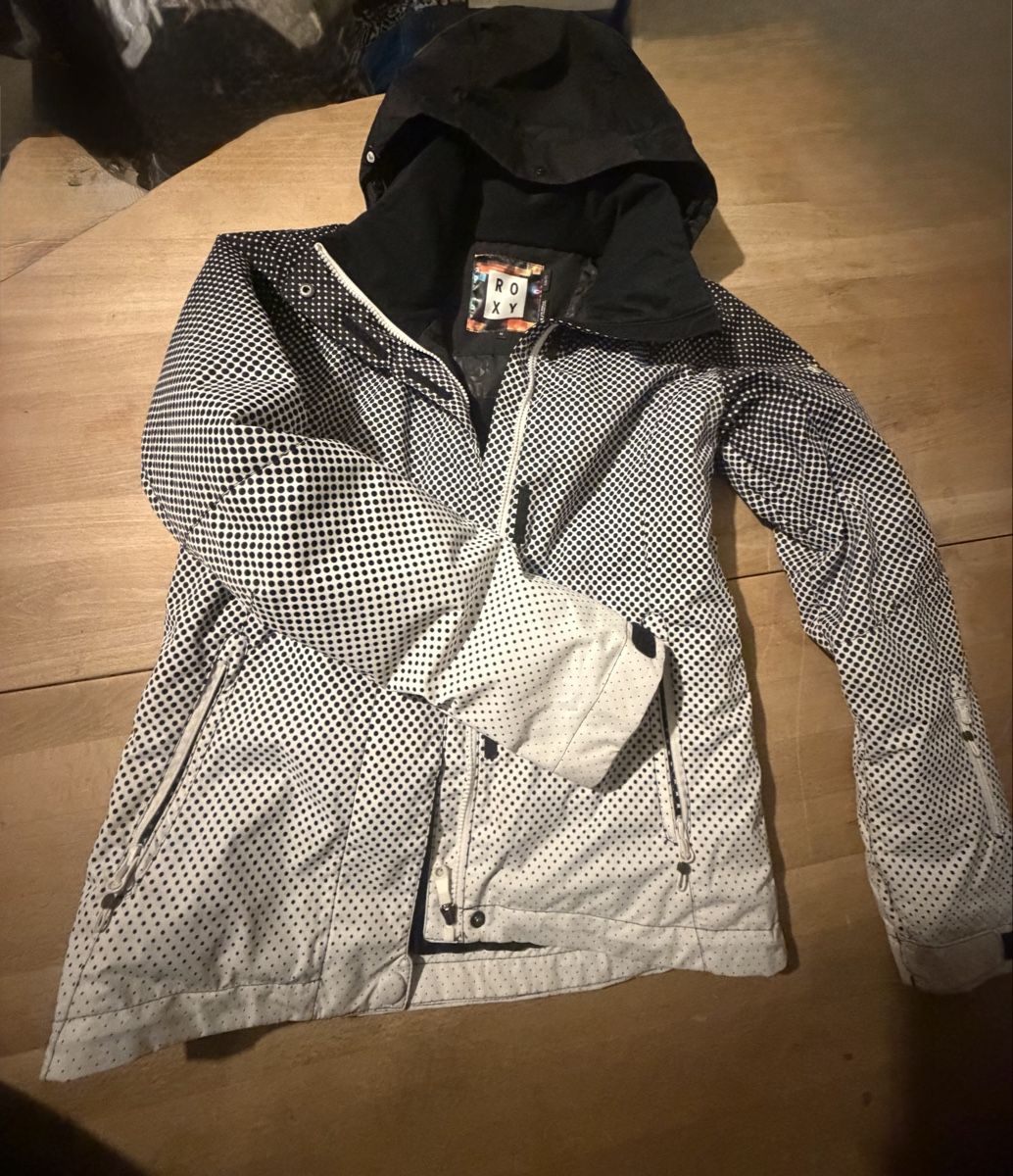 Roxy Vestes: Veste de ski Roxy – D'occasion à Bossonnens par mina1187 2