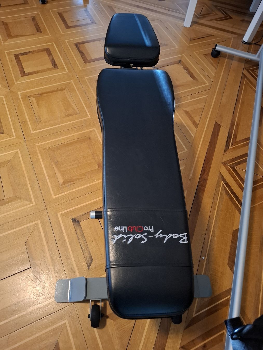 Hometrainer: Banc de musculation Body-Solid Pro Club Line SFID325 – Gebraucht aus Le Locle von Maria.222 8