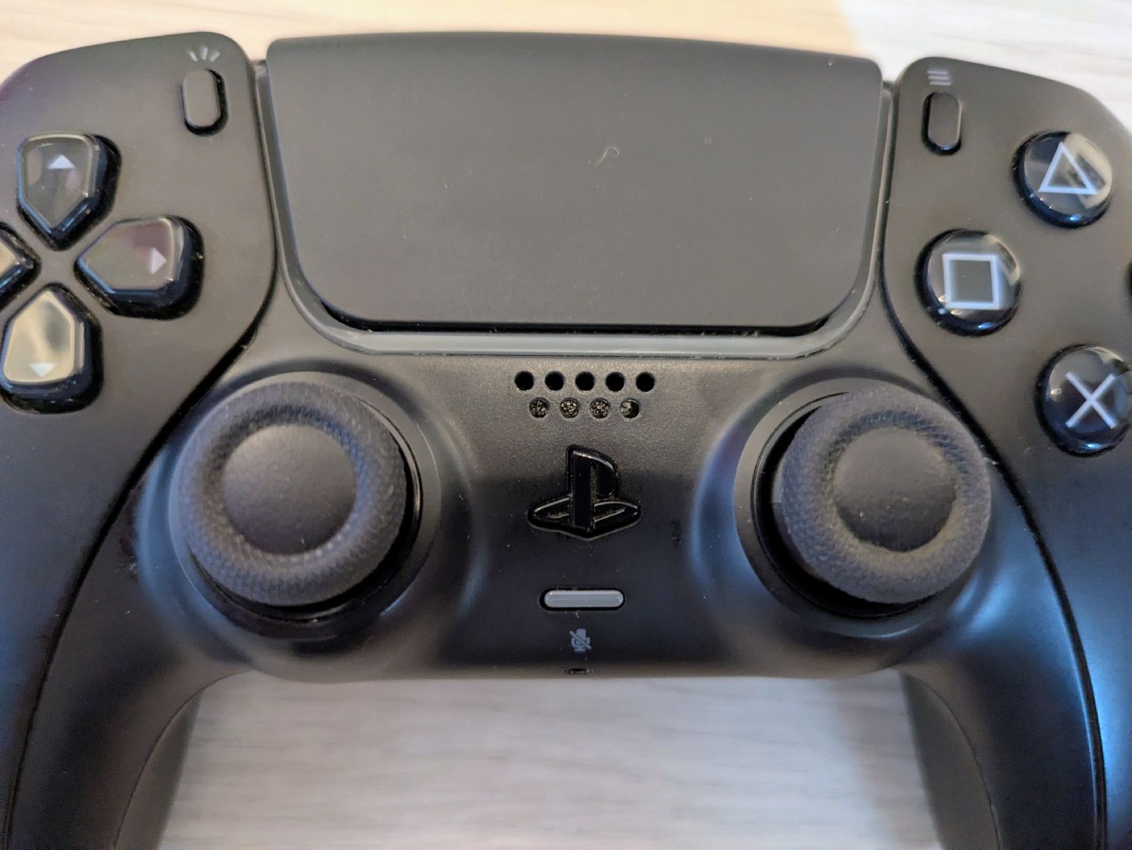Sony Controller: Manettes / controller ps5  – Difettoso da Châtonnaye venduto da Enjie 3