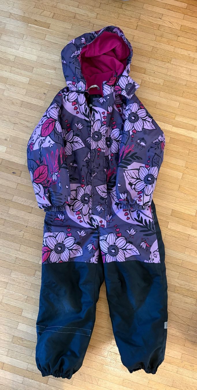 Lotti & Set di vestiti: Kleiderpaket Mädchen Gr. 110-116 – Usato da Wetzikon ZH venduto da torira 8