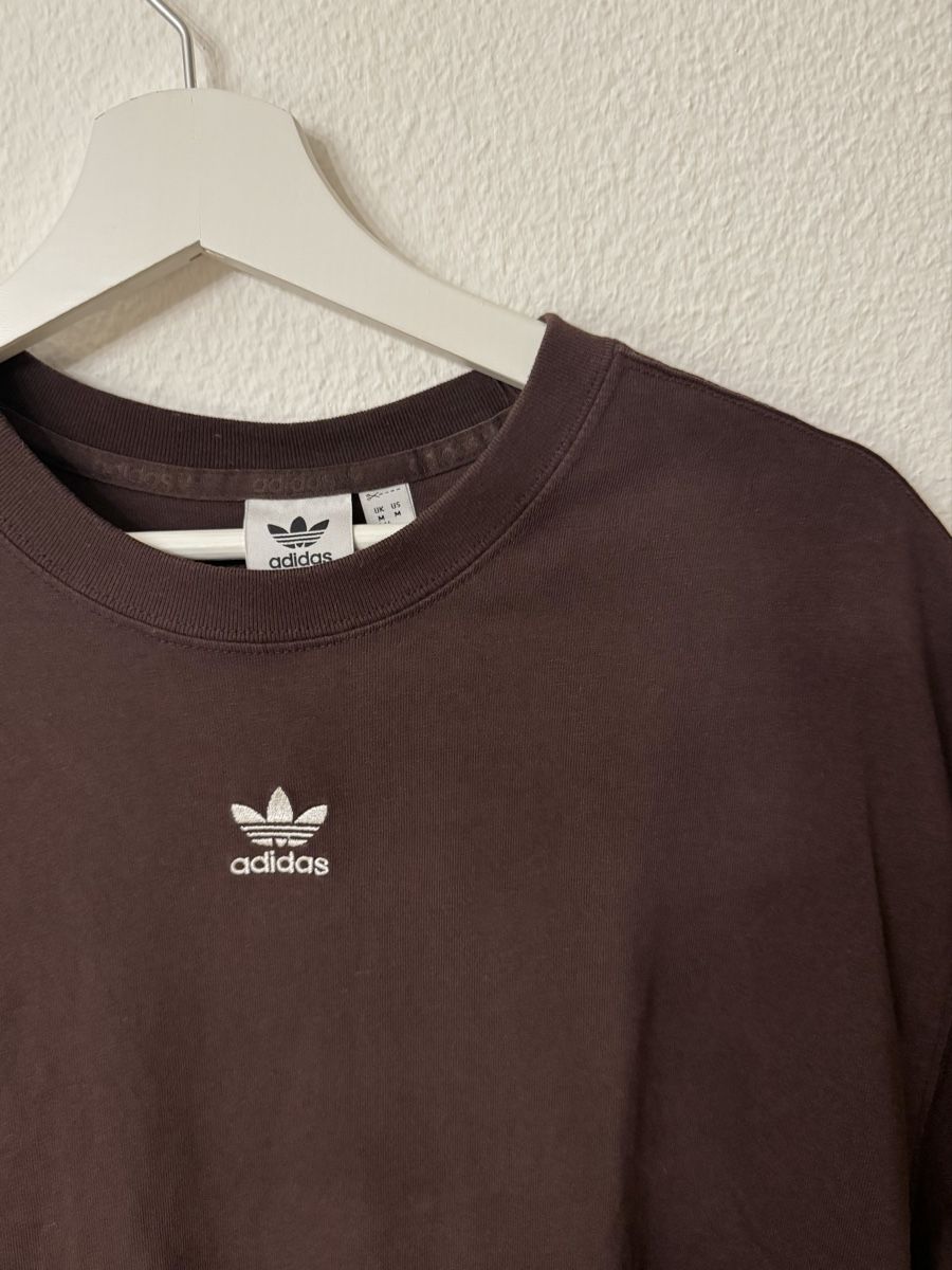 Adidas T-shirt: Adidas T-Shirt Dunkelbraun – Nuovo (secondo la descrizione) da Luzern venduto da Leaaa 1