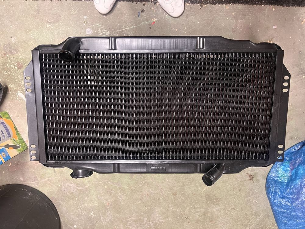 Bastuck K2SPT Radiator – Triumph Spitfire 1500 (Neu und ...