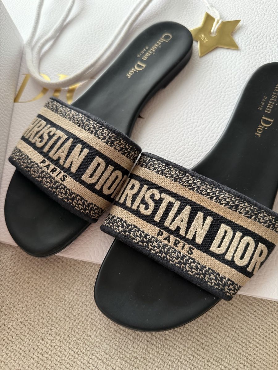 Dior Scarpe da donna: DIOR Women Sandals – Usato da Wädenswil venduto da ine_gl2r 2