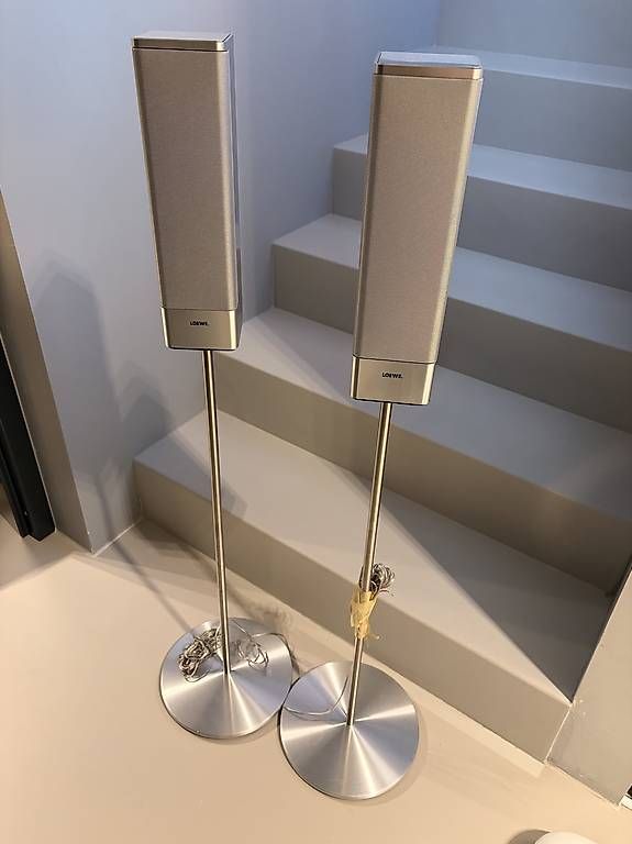 Loewe Haut-parleurs: Loewe Lautsprecher S1 inkl. Standfuß – D'occasion à Triboltingen par kim_8sqq