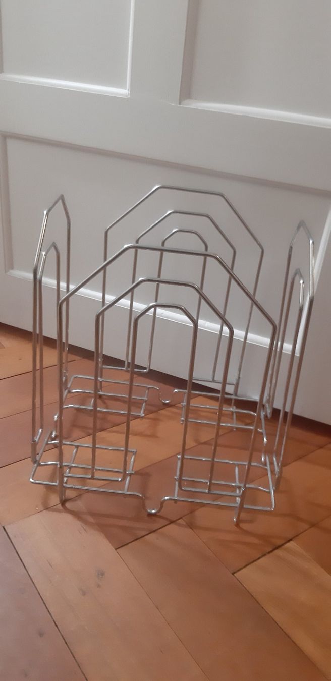 Altro per la casa: Zeitungsständer Metall – Nuovo (secondo la descrizione) da Zürich venduto da Venecia25