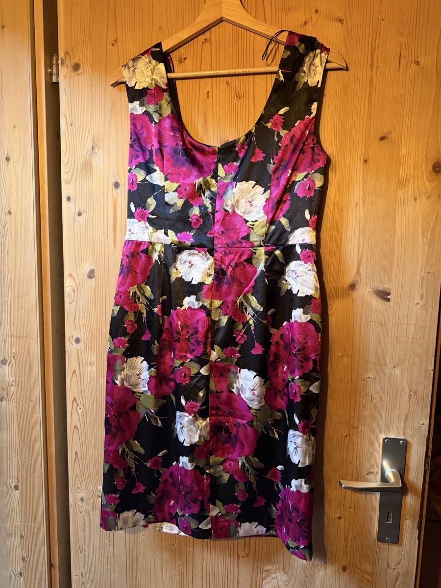 Kleider: Kleid von Sixth Sense – Gebraucht aus Donat von troja007 2