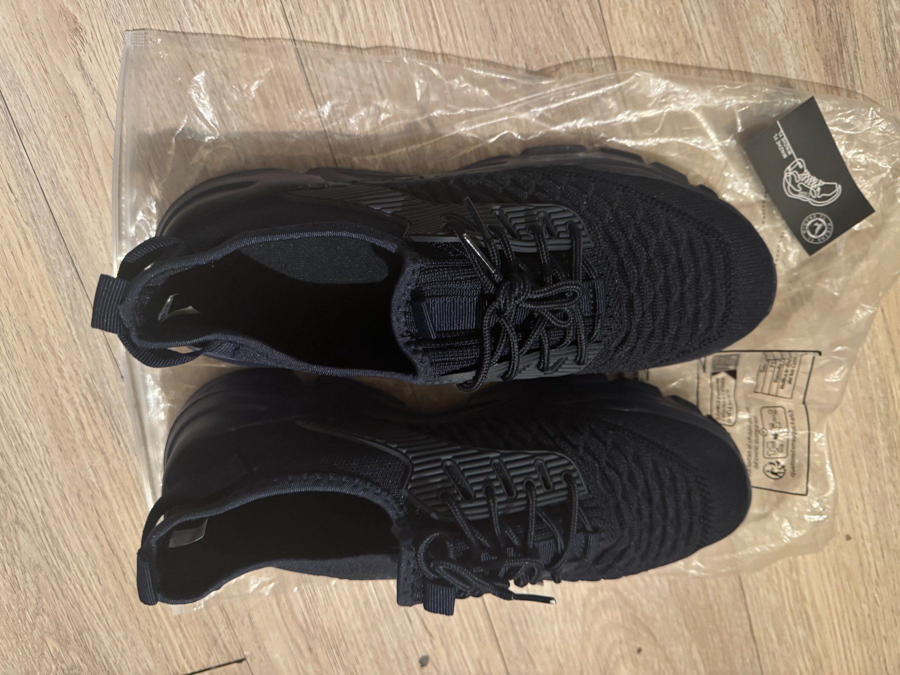 Scarpe da uomo: neu sport Schuh 44 – Nuovo (secondo la descrizione) da Riehen venduto da M.S.DVD