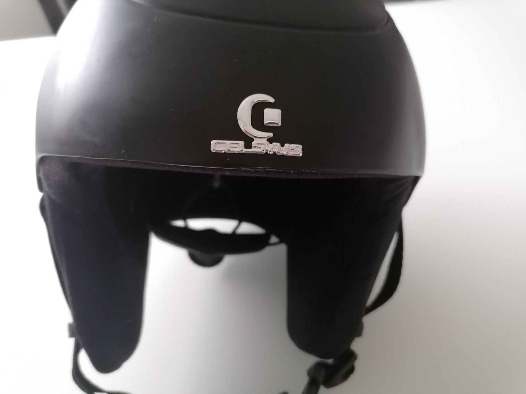 Caschi: GUTER ZUST: Kinder-Skihelm CELSIUS 52-56 – Usato da Uster venduto da Smilla07 1