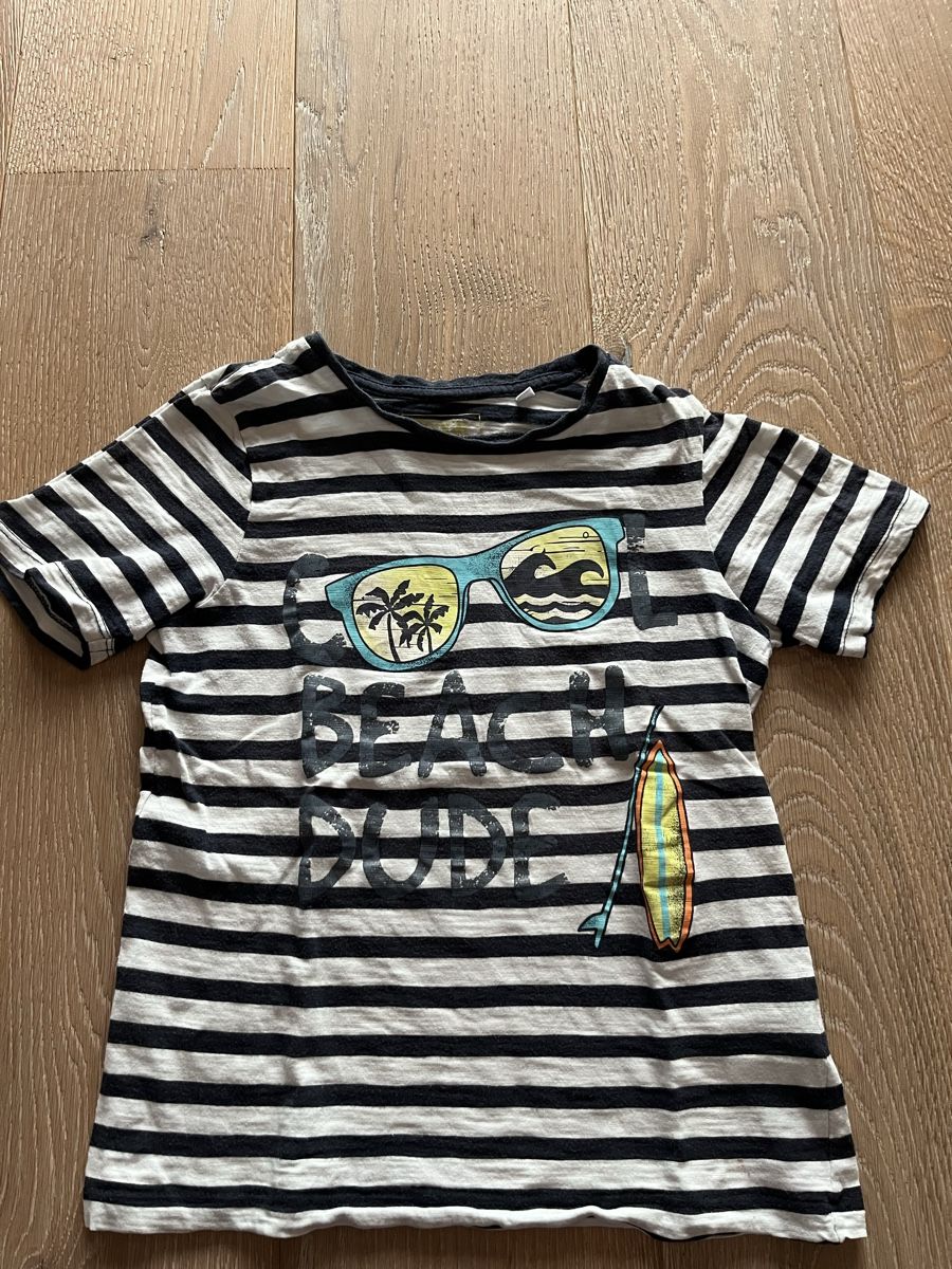 C&A Hemden, T-Shirts & Polos: T-Shirt C&A Grösse 134 – Gebraucht aus Aarburg von cha_6t8j