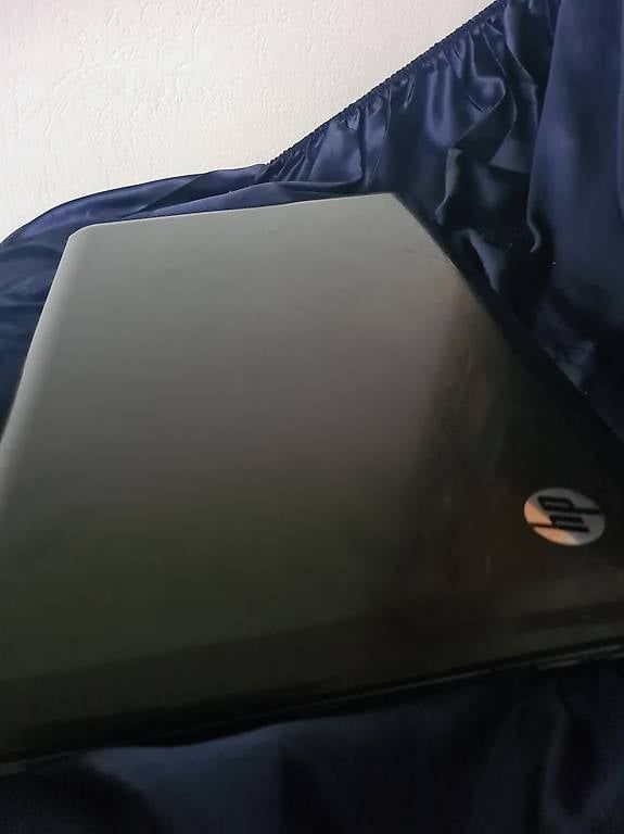 Hewlett Packard Notebooks: hp dual boot – Gebraucht aus Couvet von curirouge 4