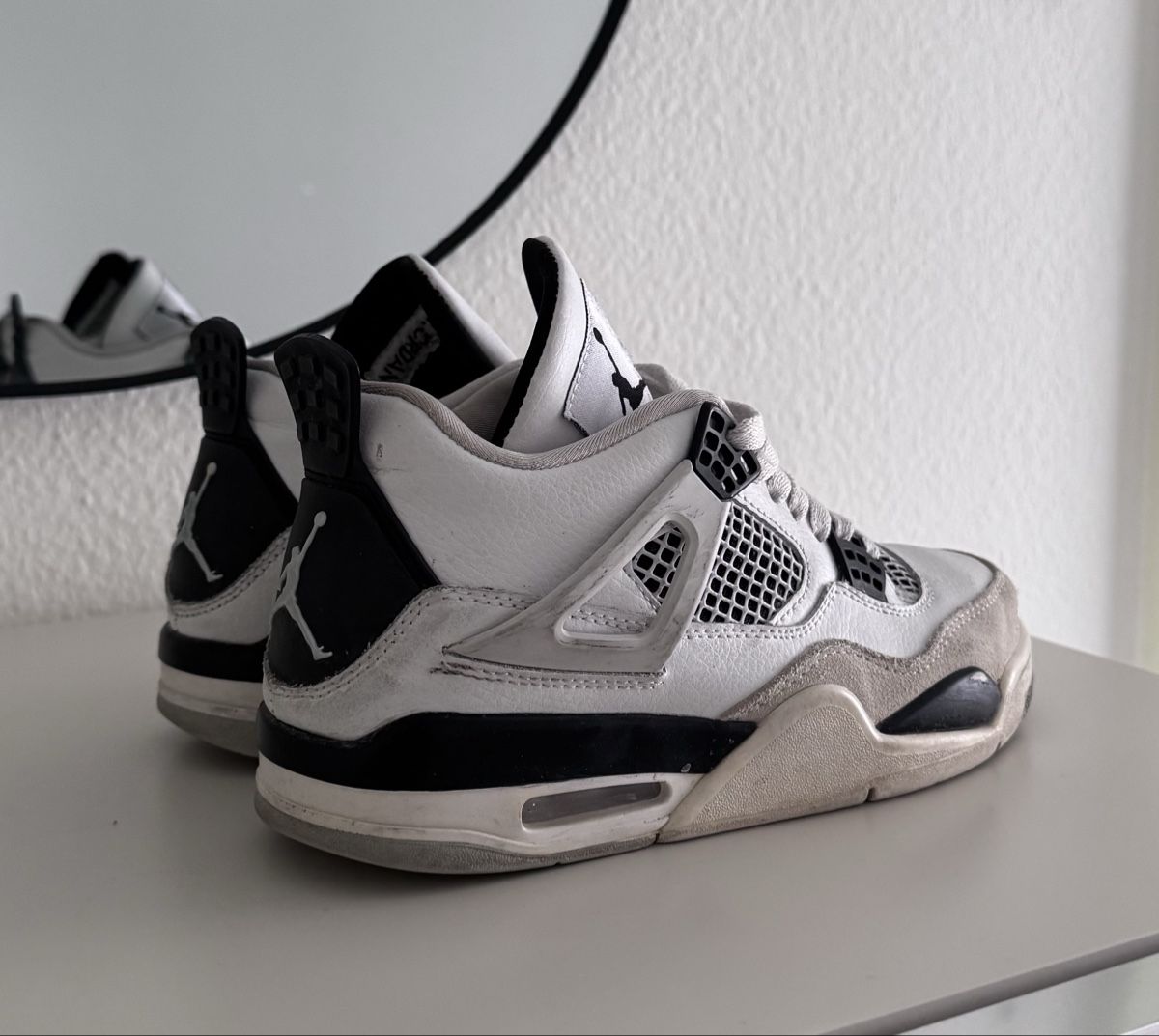Jordan Scarpe da uomo: Jordan 4 Retro, Grösse 40 – Usato da Zürich venduto da leanfu_ 1