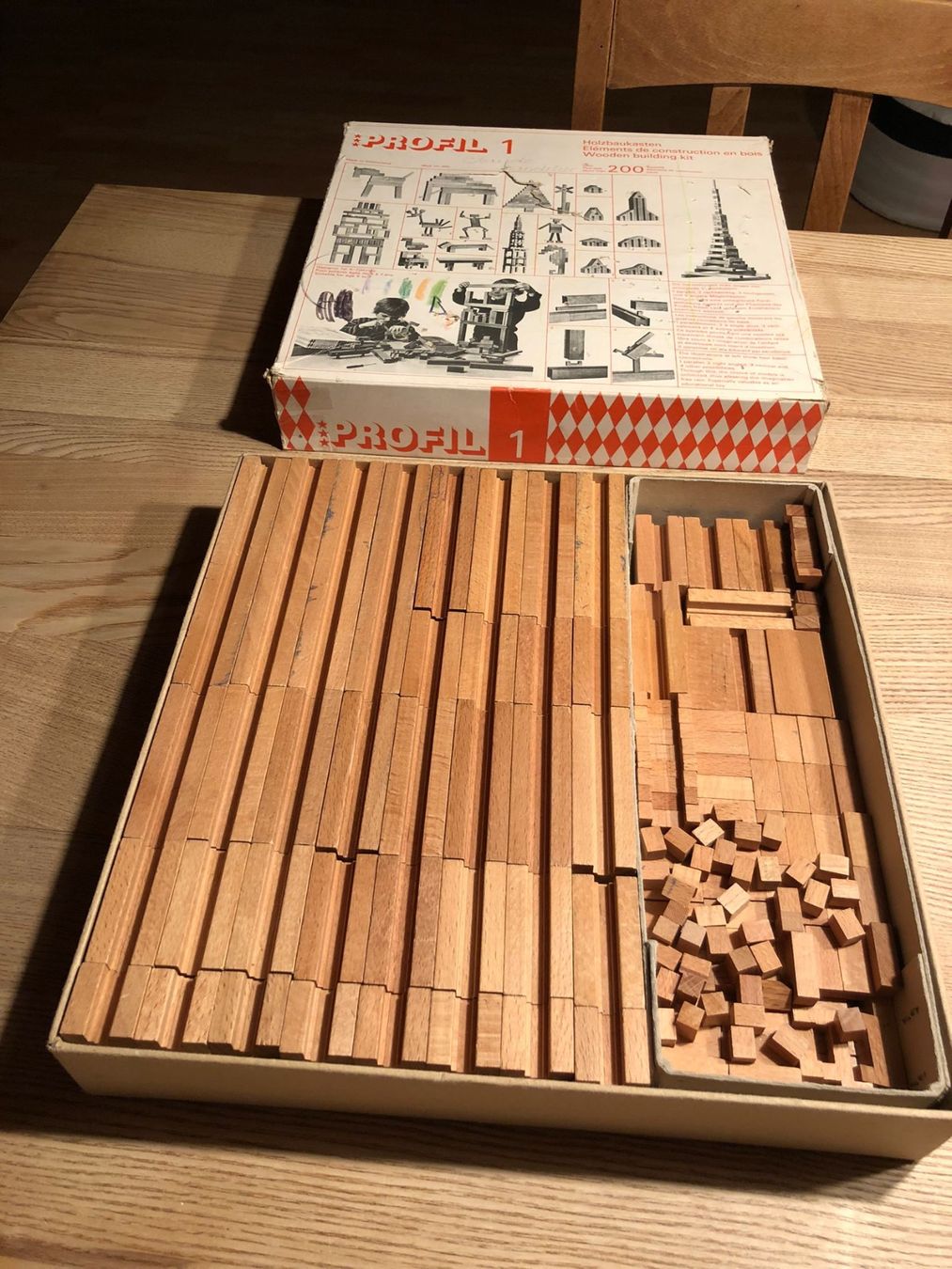Jeux de construction: Holzbaukasten Profil 1 – D'occasion à Röschenz par Tashroal 4