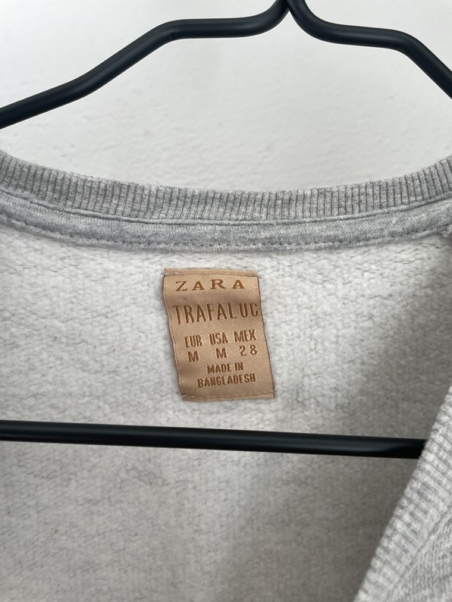 Pulls & Sweat-shirts: Sweatshirt Gr. M - Grauer Pulli - guter Zustand – D'occasion à Adliswil par sel_s6cw 1