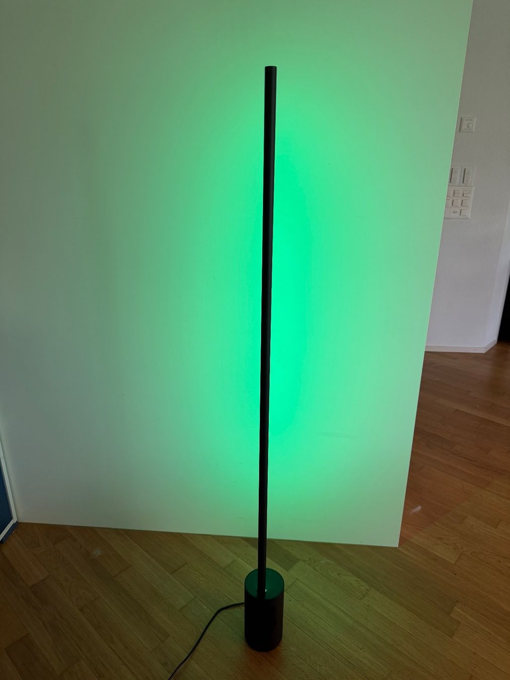 Philips Lampen: Philips Hue Gradient Signe – Gebraucht aus Hendschiken von emstan 2