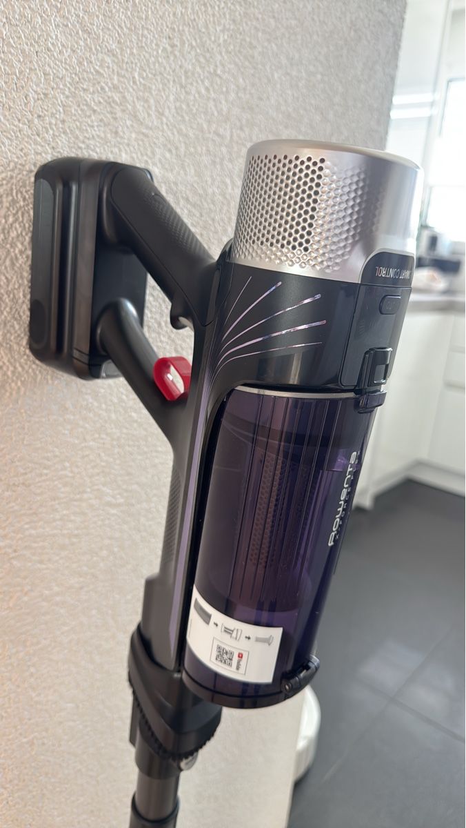 Rowenta Staubsauger & Zubehör: Staubsauger- X force flex – Gebraucht aus Glattbrugg von prod01 2