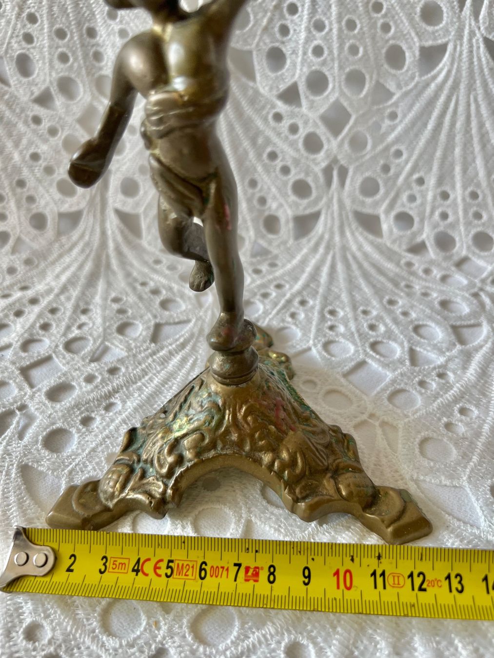 Bougeoirs: Antiker Messing Kerzenständer Mit Putto 1100 Gr – D'occasion à Frenkendorf par Only1 8