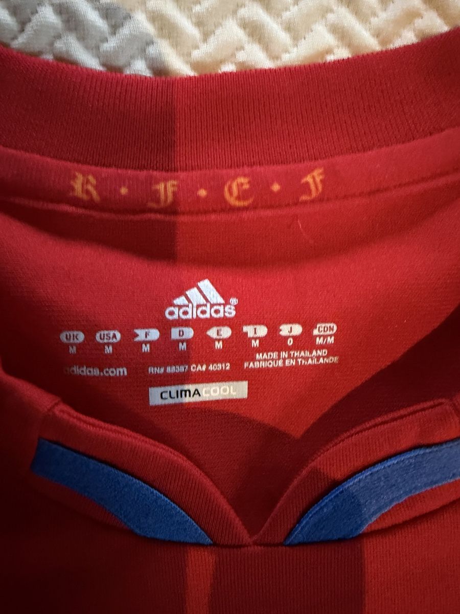 Adidas Canottiere & Pantaloni: Original Spain shirt World Cup 2010 – Nuovo (secondo la descrizione) da Aarberg venduto da marcoo237 1