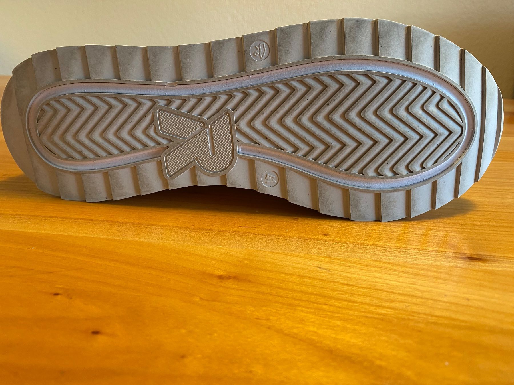 Scarpe da donna: Freizeitschuh Gr. 41 – Usato da Rapperswil SG venduto da Hubeli 2