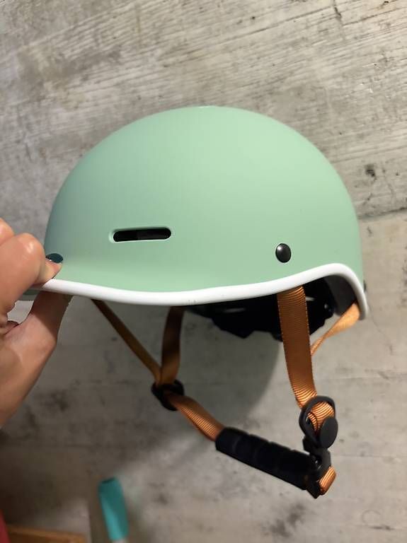 Helme: Fahrradhelm – Gebraucht aus Uster von ang_lh5r 1