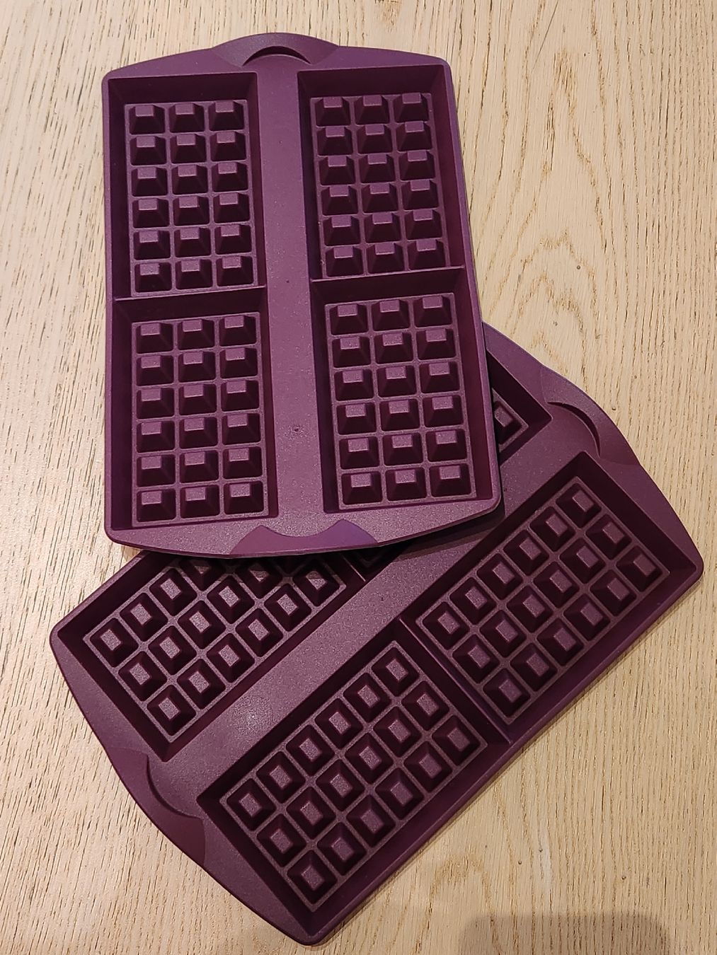 Tupperware Moules à gâteaux: Moules a gaufres Tupperware  – Neuf (Voir description) à Bulle par sstern