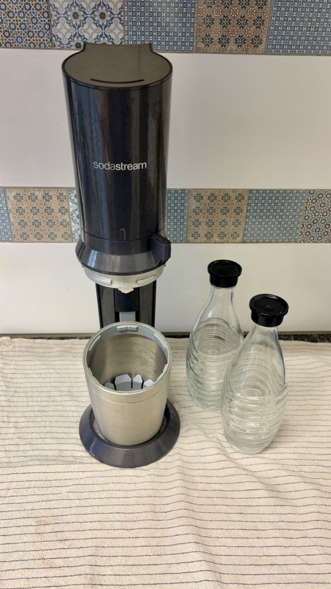 Sodastream Elettrodomestici da cucina: Sodastream 🫧 Inkl. 2 Glaskaraffen – Usato da Flums venduto da Sonderegger1985 1