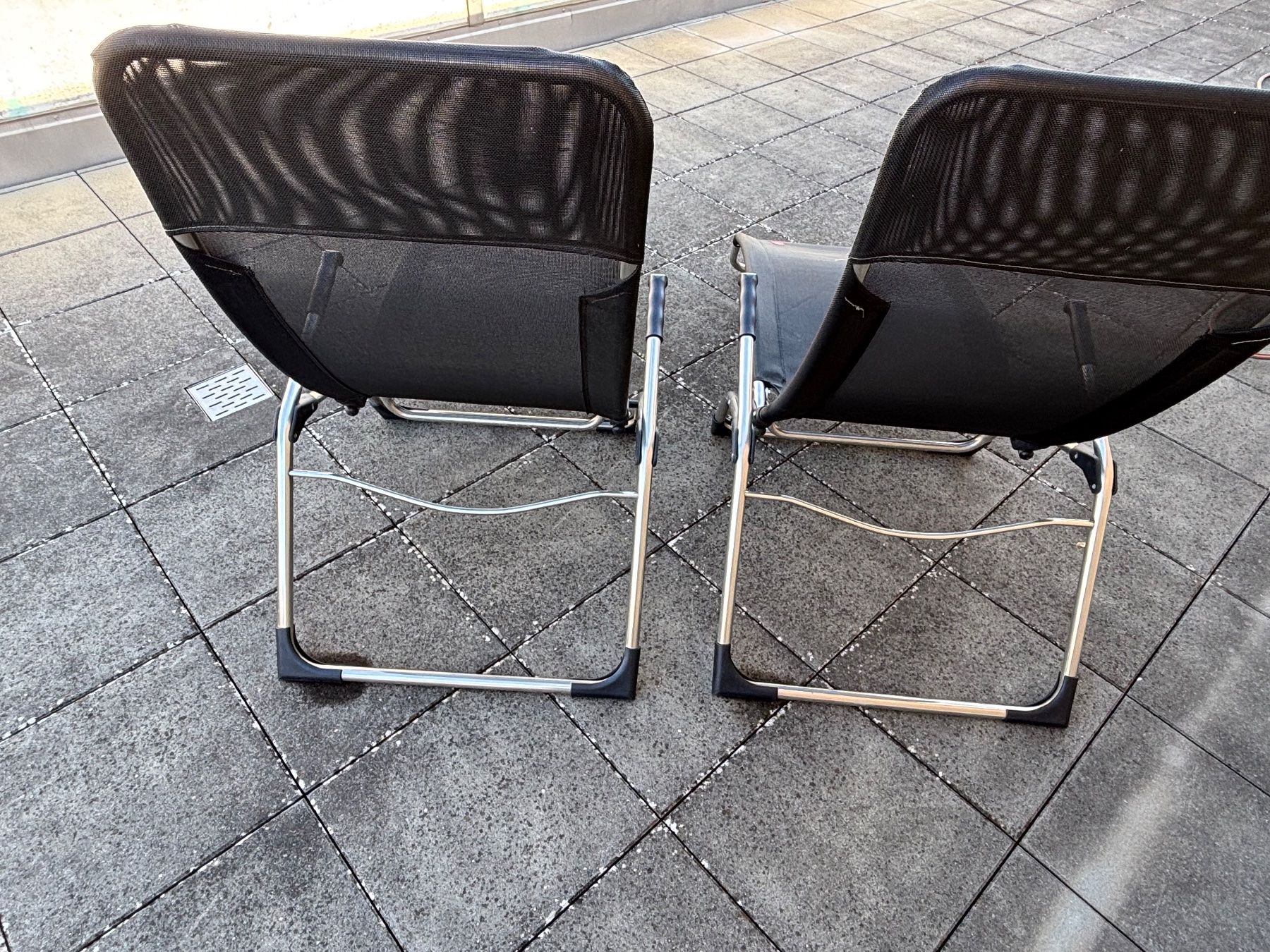 Fiam Chaises longues: Fiam Samba Liegestühle, 2 Stück – D'occasion à Biel/Bienne par powpow1 2