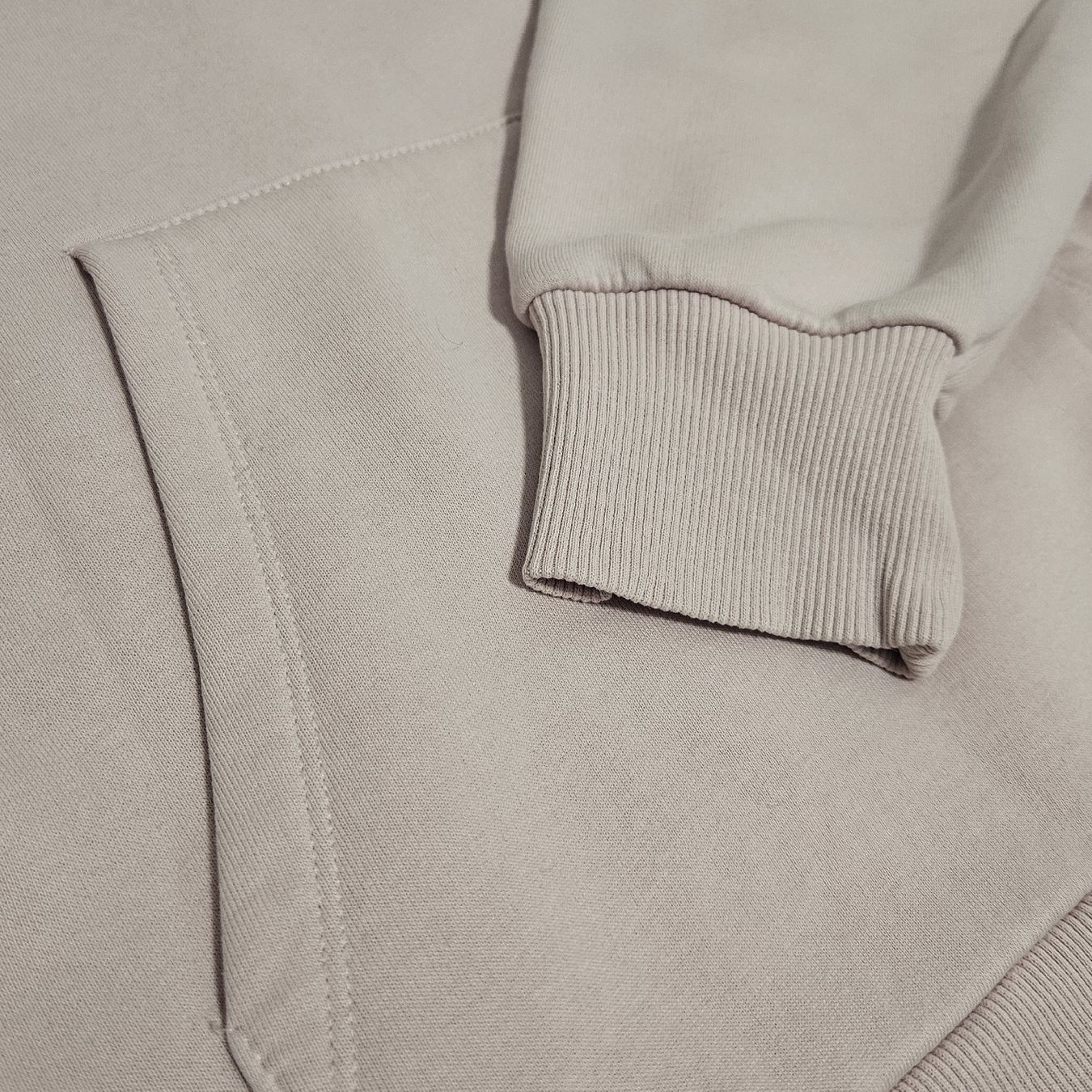 Maglioni & Felpe: Review Kapuzenpullover, Gr. M,  Top Zustand! – Usato da Teufen AR venduto da tra_879z 2