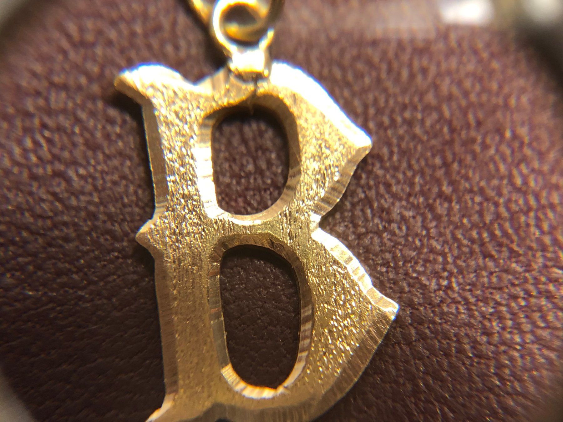 Ciondoli: Buchstabe "B" aus Gelbgold 18 Karat 750 – Usato da Bern venduto da bombich 5