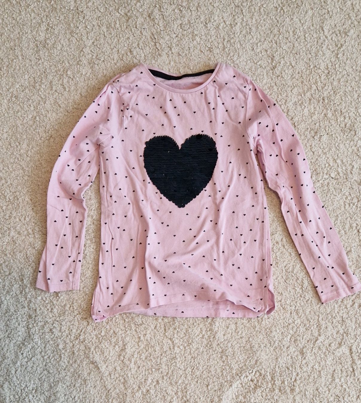 Blusen, T-Shirts & Tops: Langarmshirt Gr. 128 – Gebraucht aus Glattpark(Opfikon) von dememora