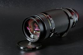 Nikon Nikkor 75-300 "Sehr Scharf"