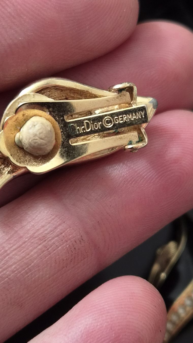 Dior Orecchini pendenti & Orecchini a lobo: DIOR Ohrclips Vintage  mit Strass – Usato da Kölliken venduto da MissesBossTop1 2