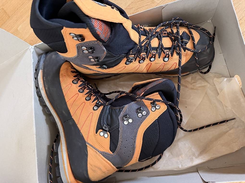 Scarpe da uomo: MEINDL Herren Bergschuh Verte GTX  – Usato da Muhen venduto da bebesonne 1