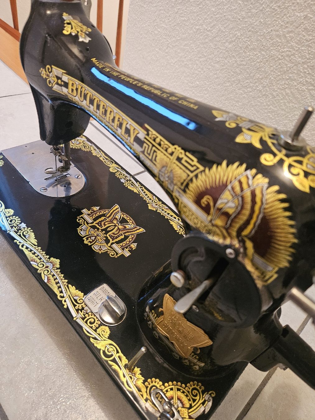 Macchine da cucire: Nähmaschine – Usato da Zürich venduto da pintolino 1