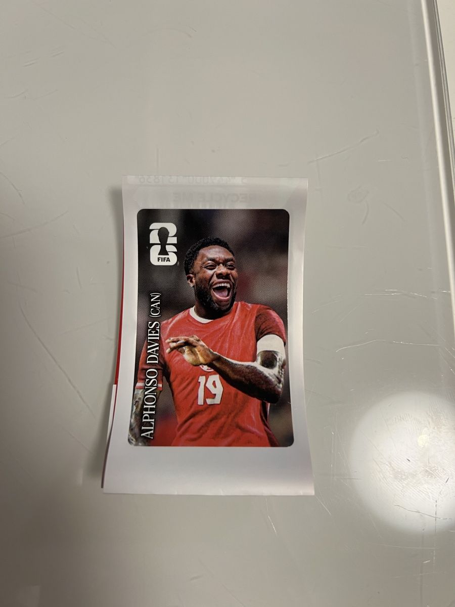 Panini Carte collezionabili: Panini WM 2026 Coca Cola Sticker Alphonso Davies CC7 – Nuovo (secondo la descrizione) da Basel venduto da niki7v