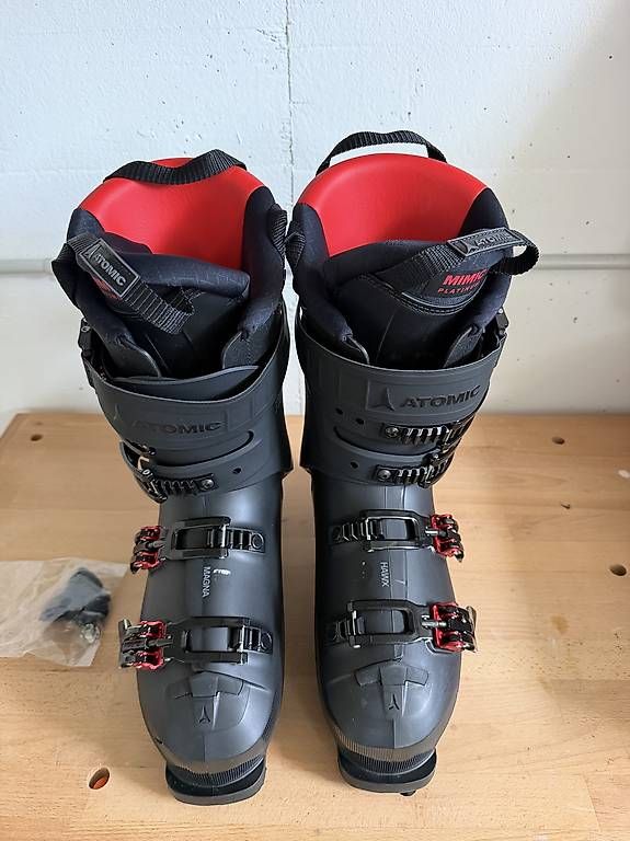 Scarpe da uomo: Atomic Hawx Manga 28/28.5 – Nuovo e nell'imballaggio originale da Oberdorf SO venduto da BruFlu