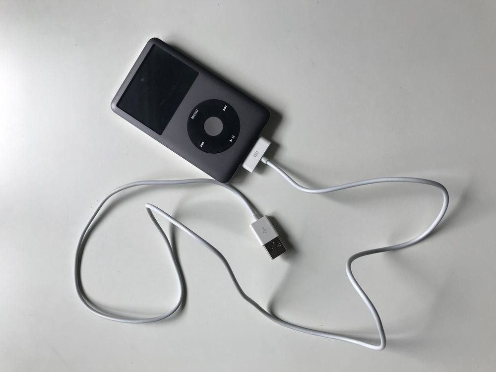 Bird Poco G605 Alcantara Etui - Schutzhülle Für IPod Classic 160GB & Video