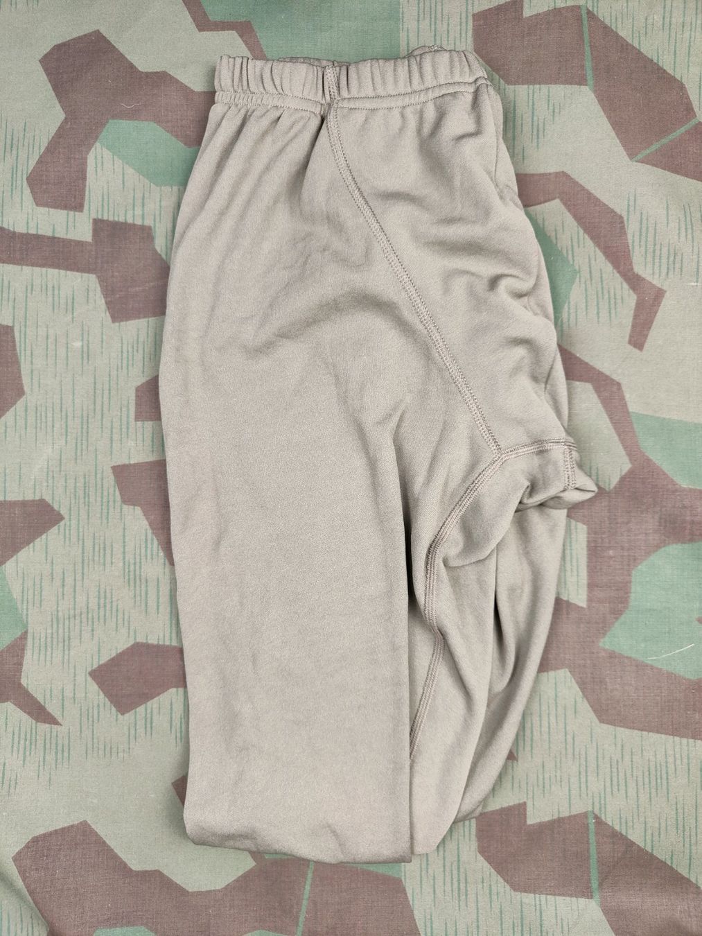 Armée suisse Uniformes: Unterhose lang, Grösse M – D'occasion à Bauma par SwissMilitaria 3