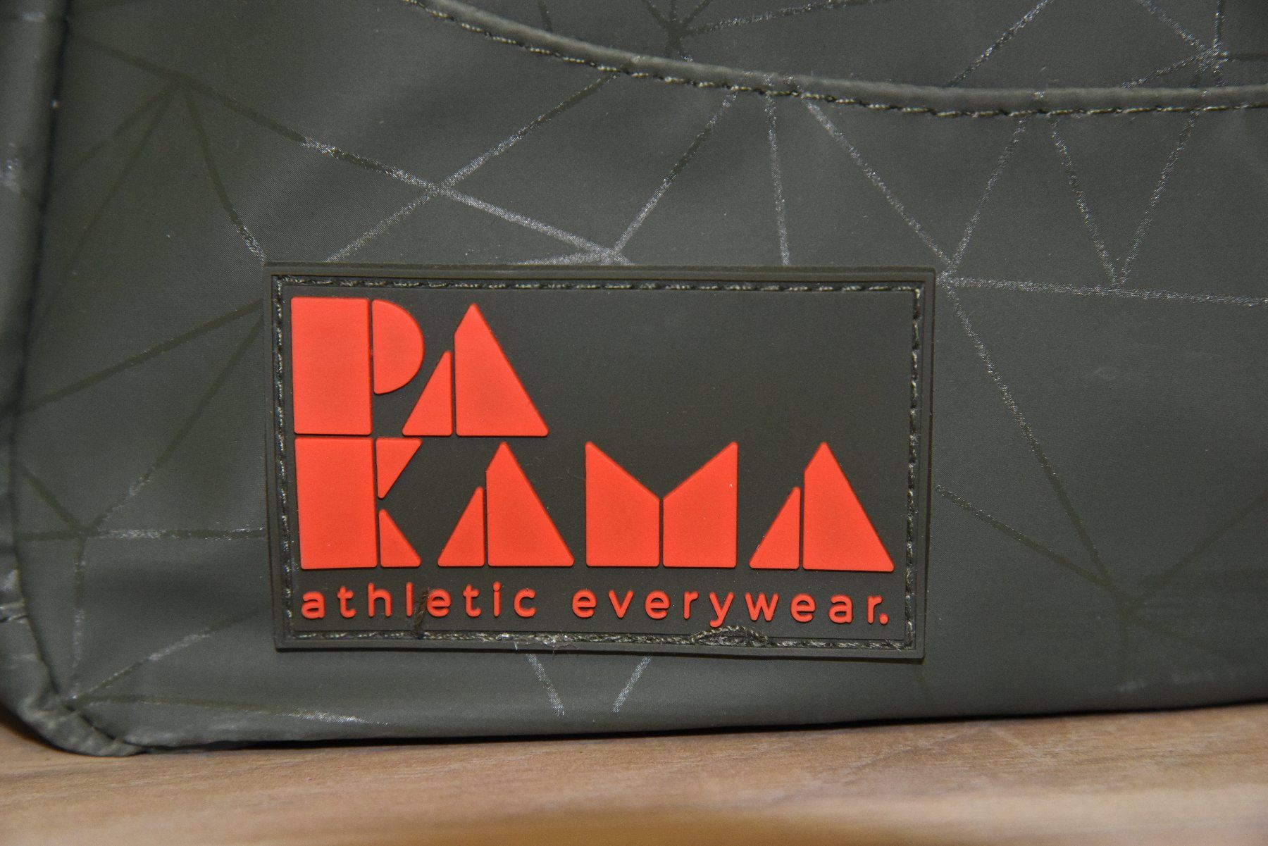 Pakama Zaini: PAKAMA Fitnessrucksack – Nuovo e nell'imballaggio originale da Frauenfeld venduto da Jasan 2