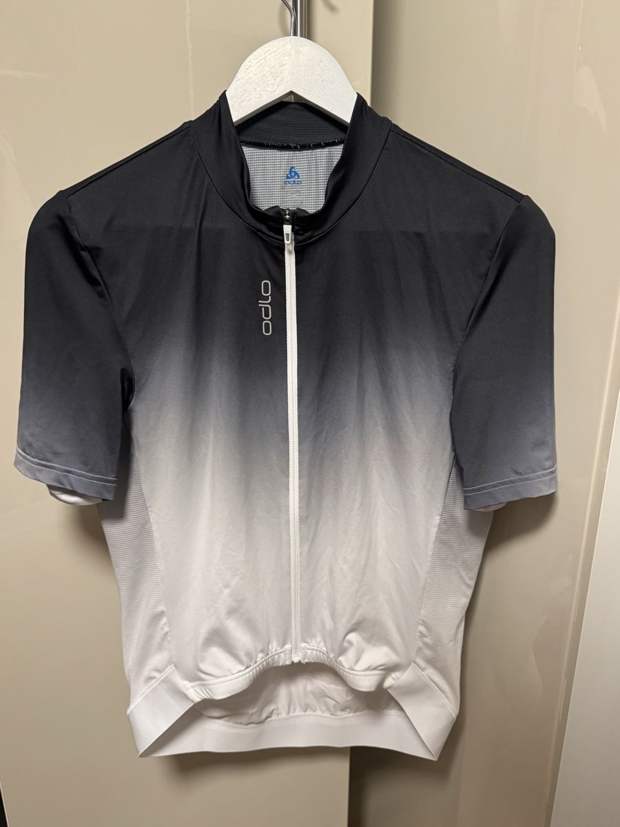 Odlo Canottiere & Pantaloni: Odlo Zeroweight Chill-Tec Trikot – Nuovo (secondo la descrizione) da Steffisburg venduto da juli_02