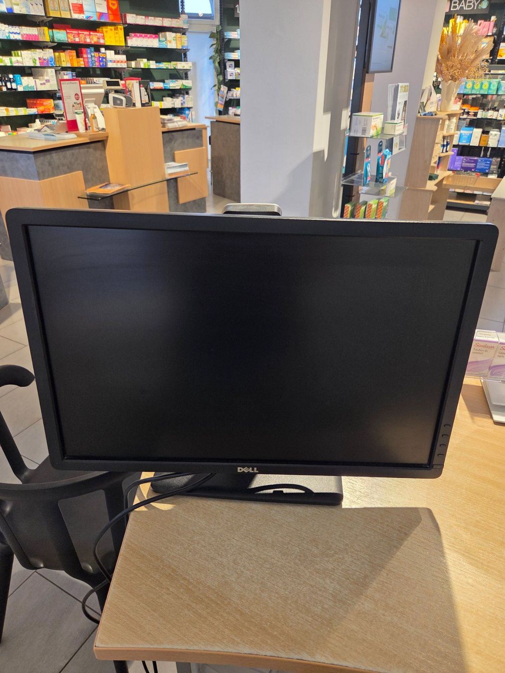 Dell Monitor: Dell P2213 22" – Usato da Baden venduto da Vitadrogerie 1