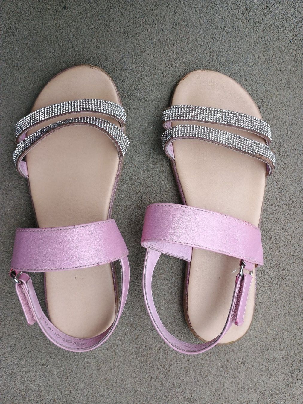 Scarpe da uomo: Sandalen Grösse 36 – Usato da Mörel venduto da tasie