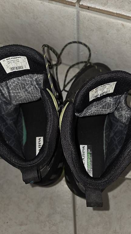 Scarpe da uomo: Scarpa Cyclone GTX Wanderschuhe Gr. 41 – Usato da Frutigen venduto da 100tom 1