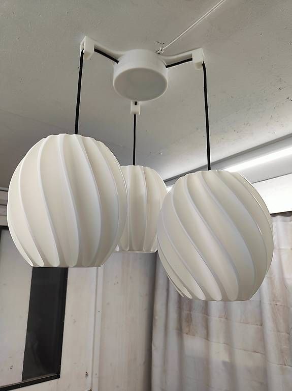 Lampadari & plafoniere: HÄNGELEUCHTE 3-FACH VON ATELIER4B  EIGENES DESIGN – Usato da Roggwil BE venduto da atelier4b 2