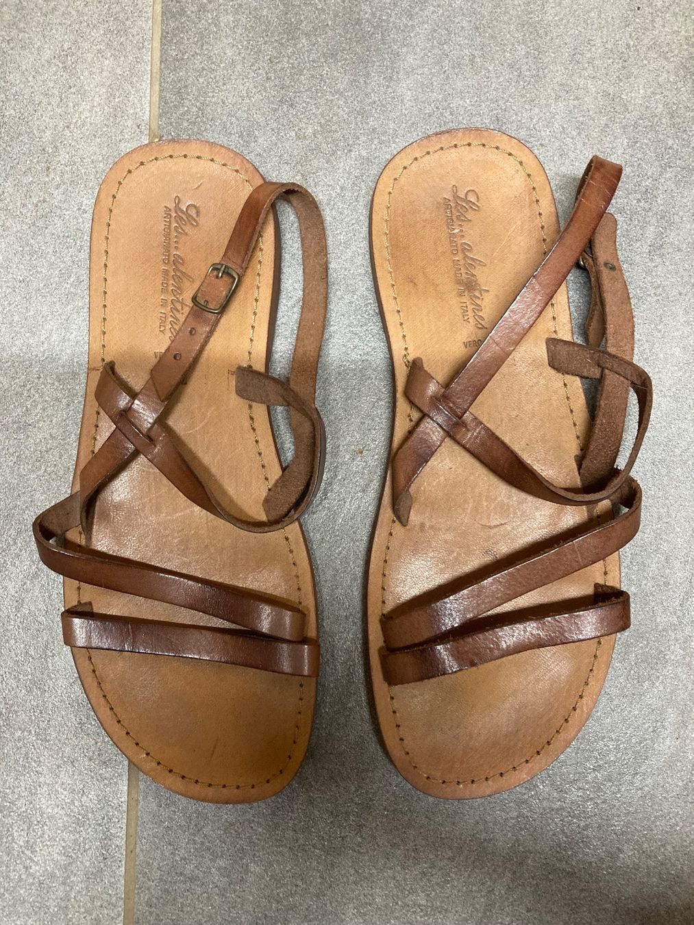 Scarpe da uomo: Ledersandalen – Usato da Rorschach venduto da Loonimuh