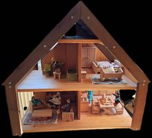 Puppenhaus (Bäbistube) aus Holz