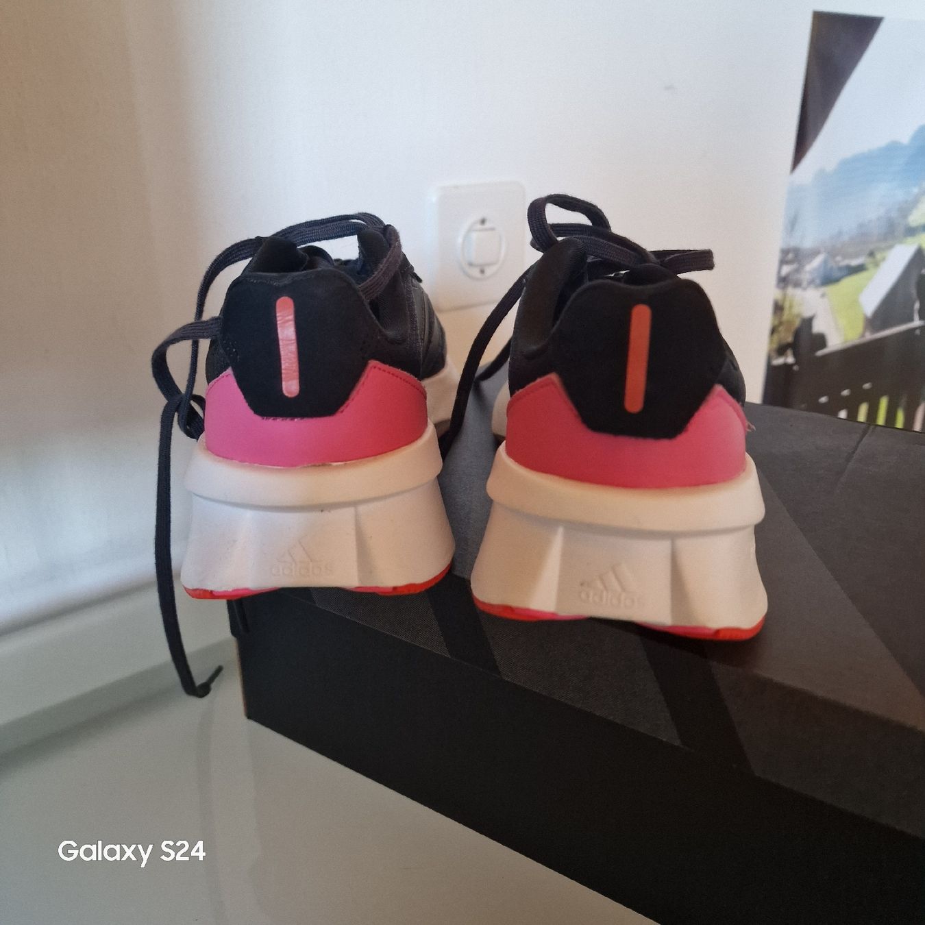 Adidas Damenschuhe: Adidas Gr.37 1/3 wie neu – Gebraucht aus Necker von Chroemli7 3